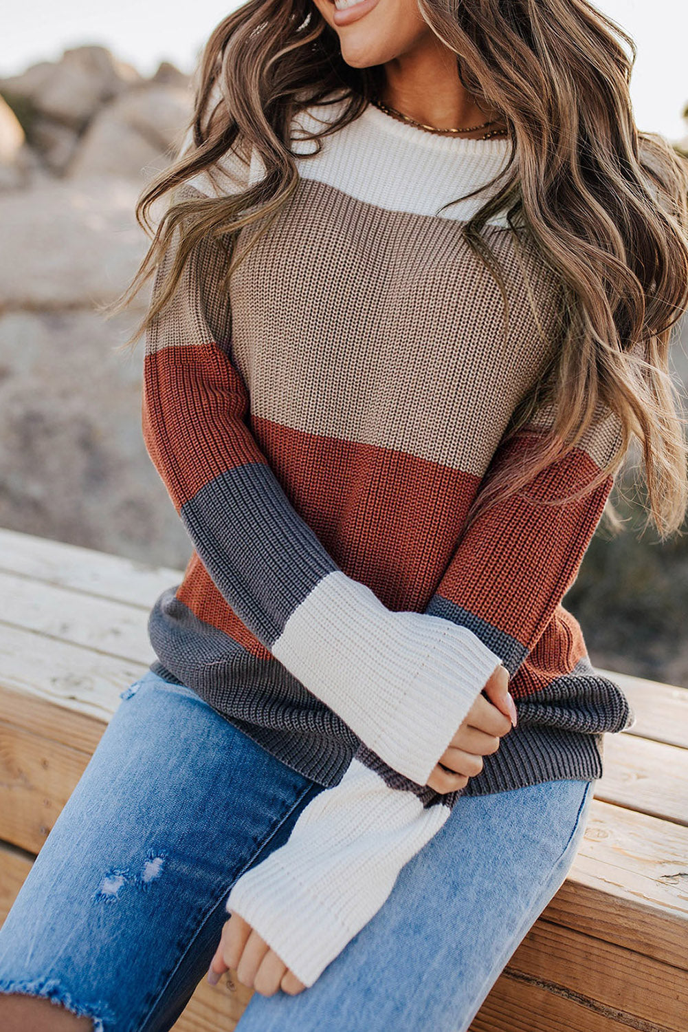 Parchment Color Block Knitted O-neck Pullover Sweater