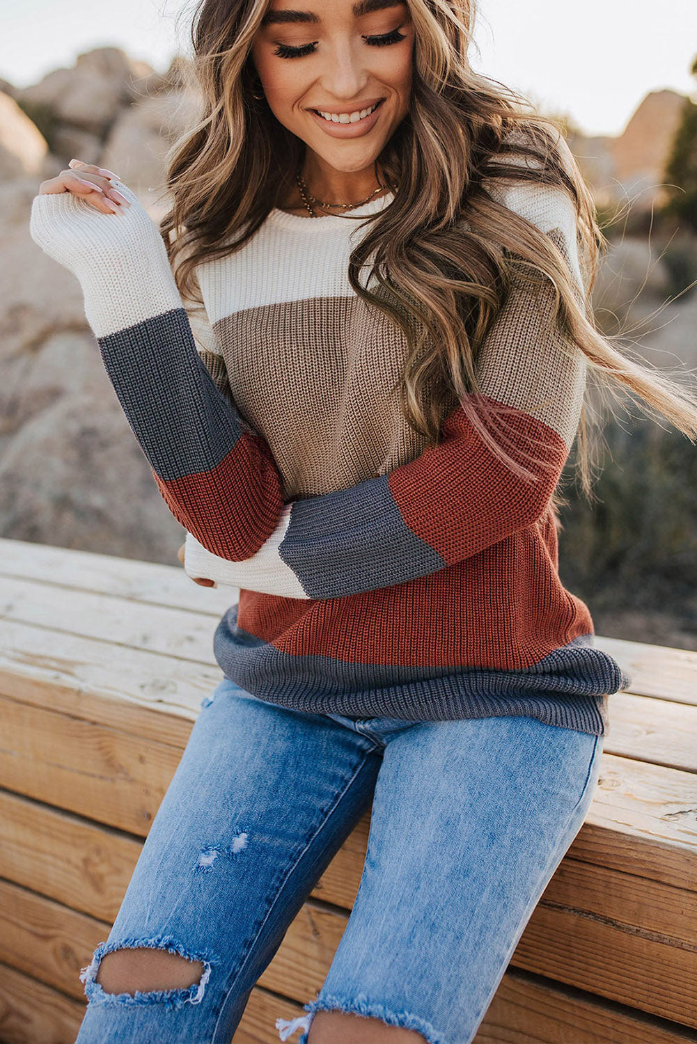 Parchment Color Block Knitted O-neck Pullover Sweater